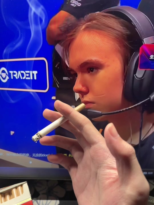 BigWei：这版本开团可能变少了 游戏时长对我们没什么影响