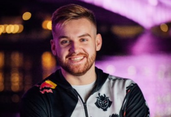 knight泽丽狂暴杀戮 Elk百步穿杨 BLG十六分钟领先一万拿赛点