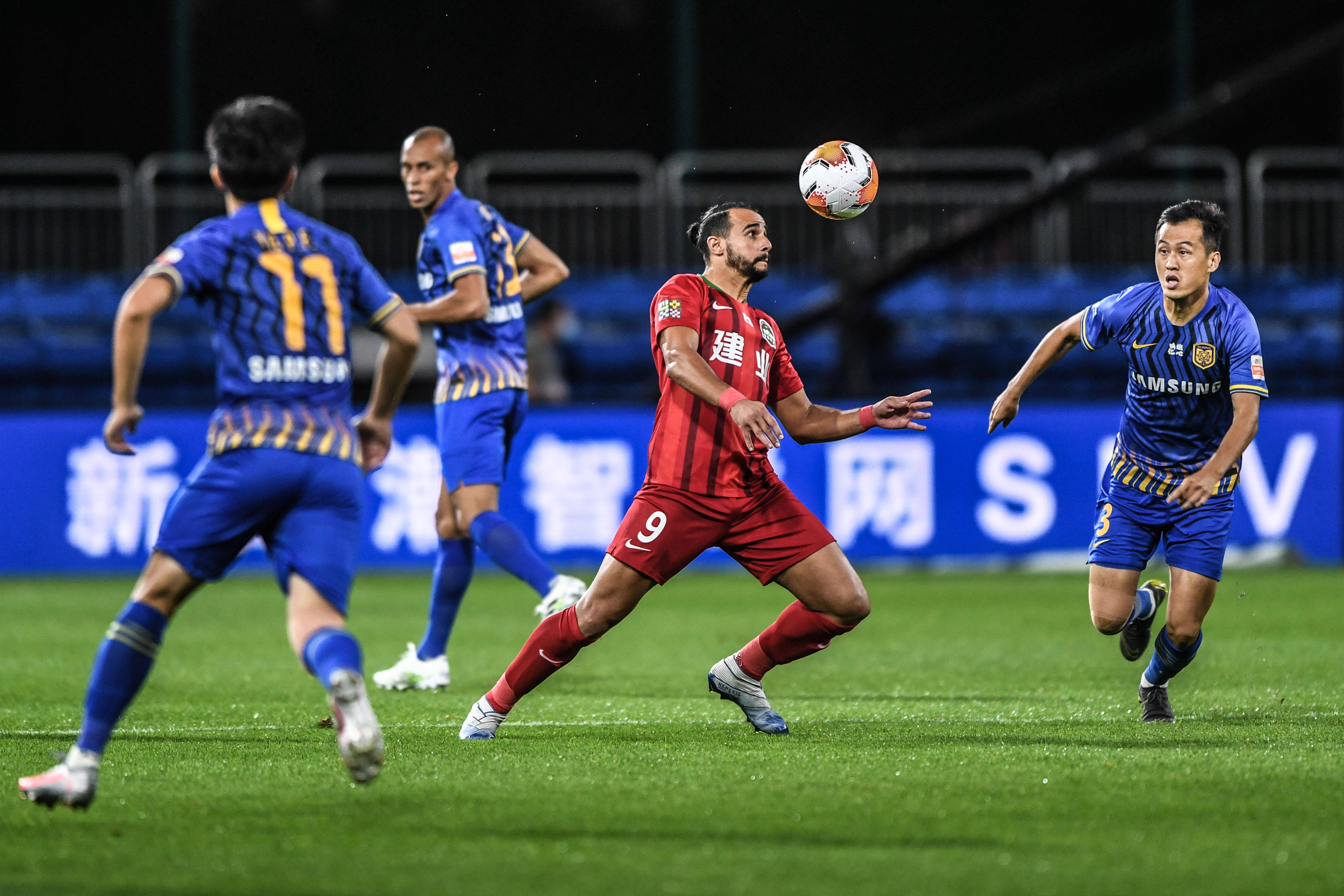 侵更有节