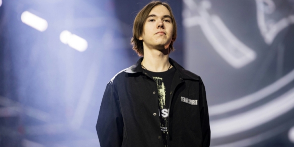 标准的碾压比赛！ deokdam 的滑板鞋在所有 Way 和 KT Rolster 的推动下表现出色，将所有 Way 的分数扳平